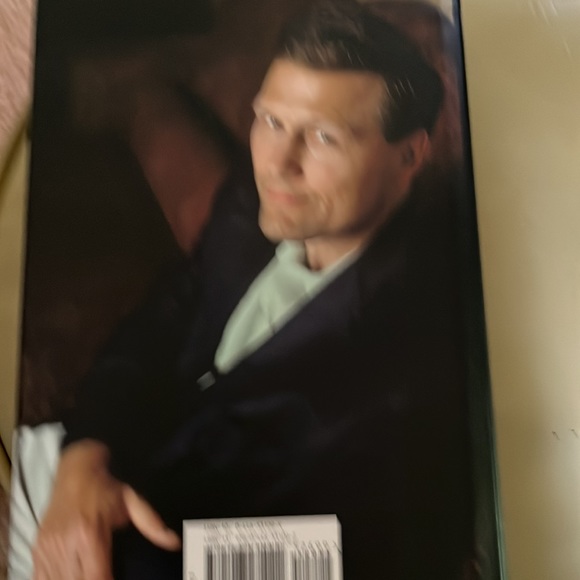 David Baldacchi’s new Nobel The Collectors - Picture 6 of 6